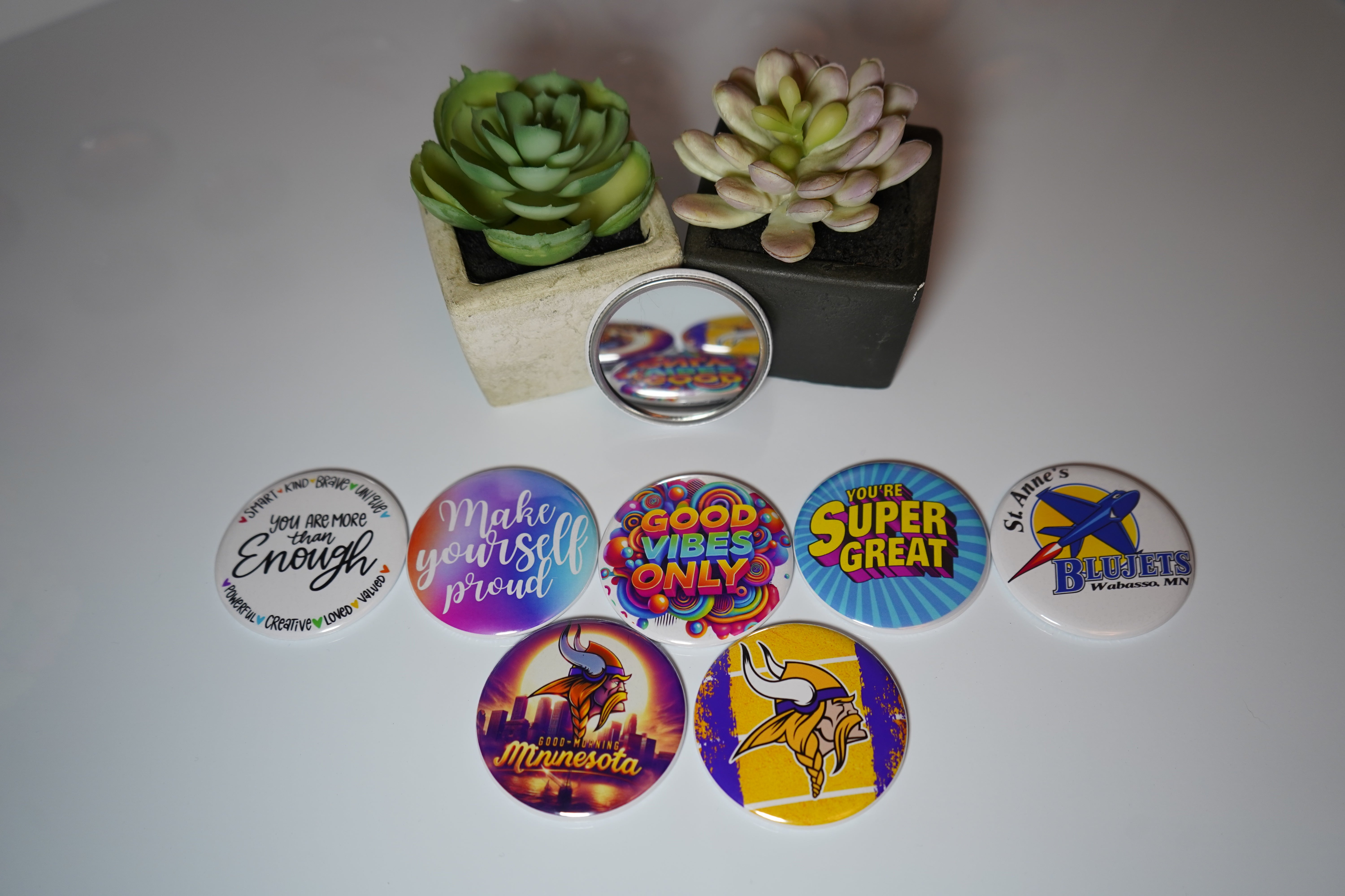 Round Custom Pocket Mirror – Magnetic Treasures Co.